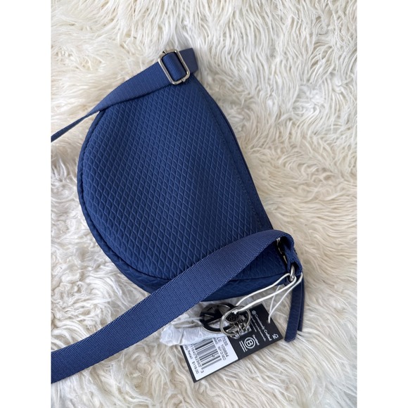 NWT The Sak Tess Navy Blue Quilted Recycled Polyester Crossbody Bag Travel Beach - Picture 4 of 11
